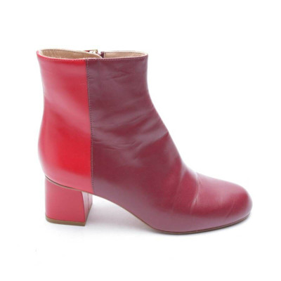 Red (V) Ankle boots Leather in Red