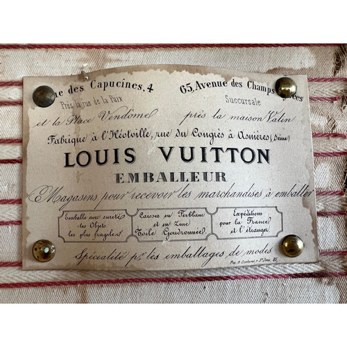Louis Vuitton Malle courrier trianon Grey Cloth ref.108838 - Joli
