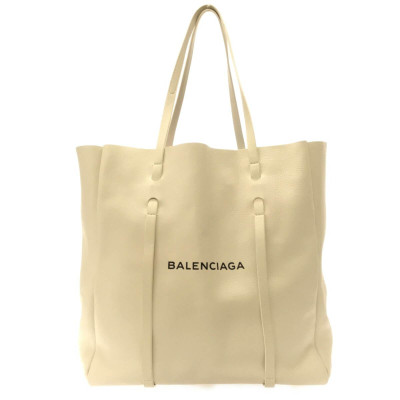 Balenciaga Everyday Bag aus Leder in Beige