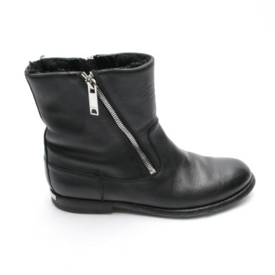 Burberry Ankle boots Leather in Black