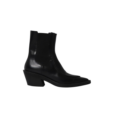 Khaite Ankle boots Leather in Black