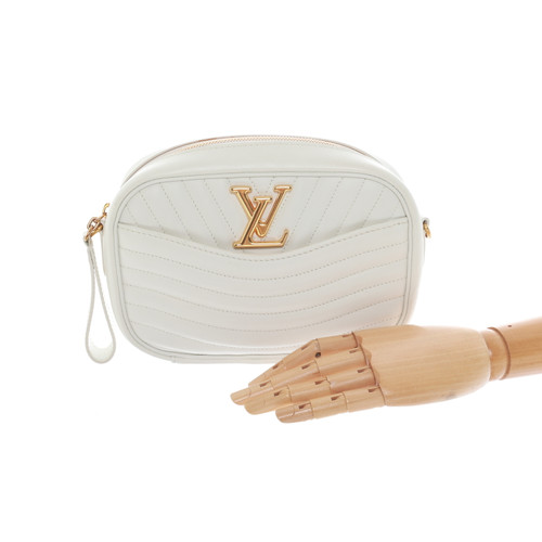 LOUIS VUITTON Women's New Wave Chain Bag Leather in White