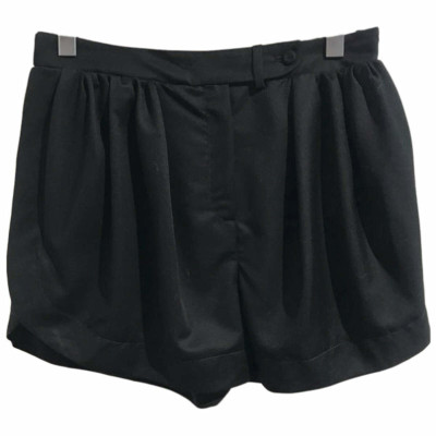 Carven Shorts aus Wolle in Schwarz