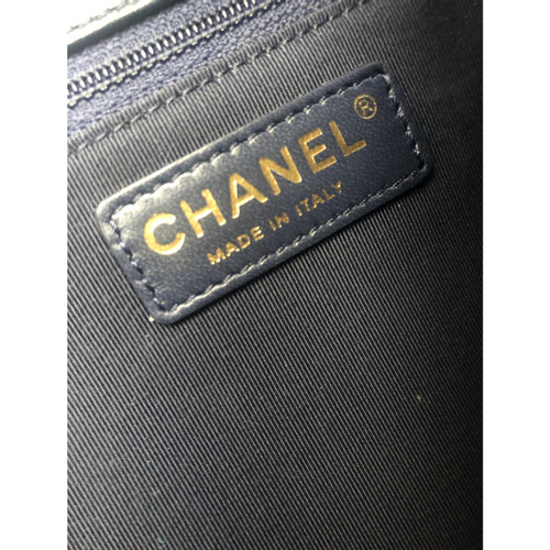 CHANEL Donna Classic Flap Bag Jumbo in Pelle in Blu