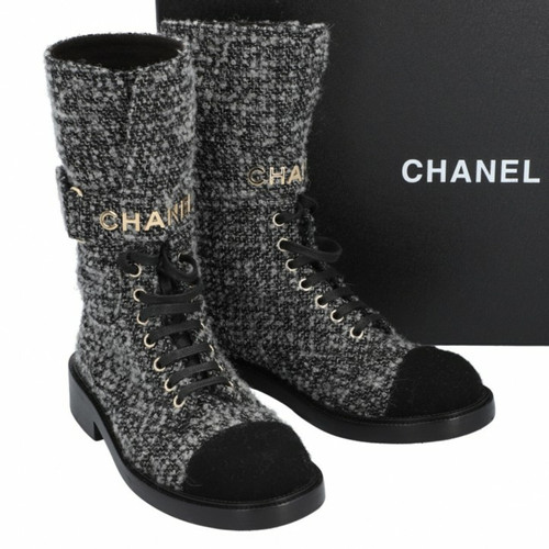 CHANEL Women's Boots in Grey Size: EU 36 | Second Hand