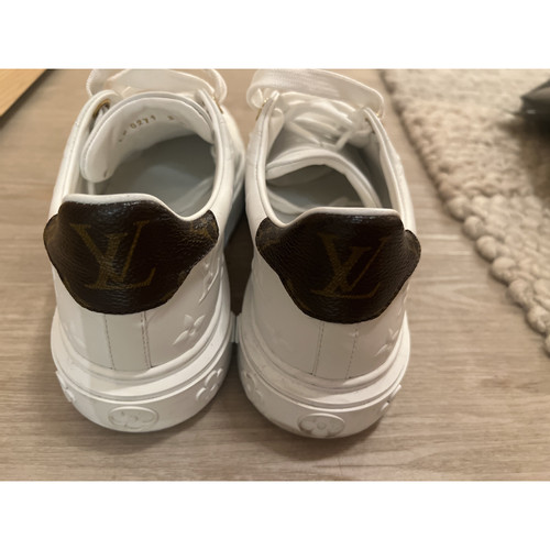 LOUIS VUITTON Damen Sneakers aus Leder Größe: EU 37,5