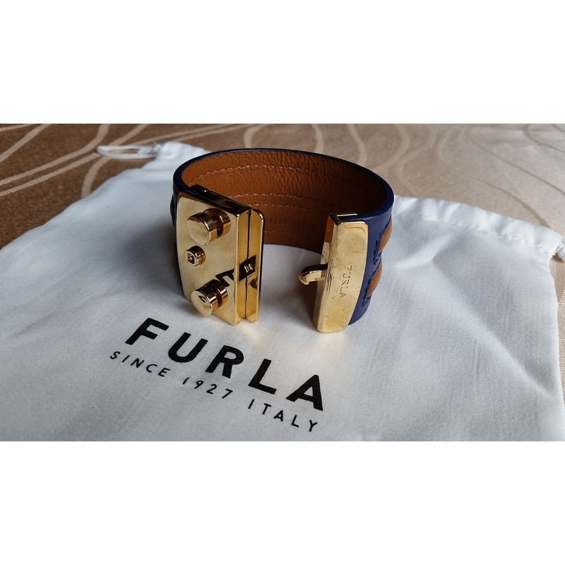 Furla deals leather bracelet