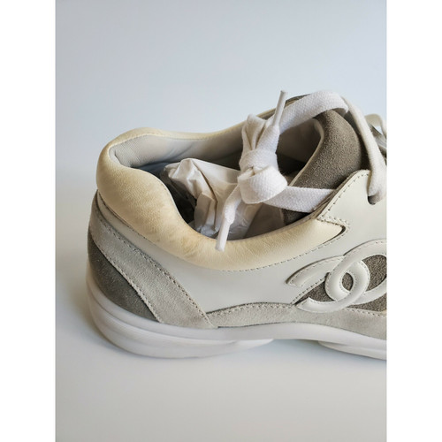 CHANEL Damen Sneakers aus Leder in Weiß Größe: EU 41