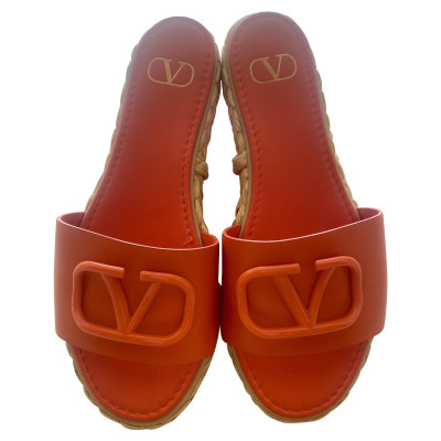 Valentino Garavani Sandalen aus Leder in Orange