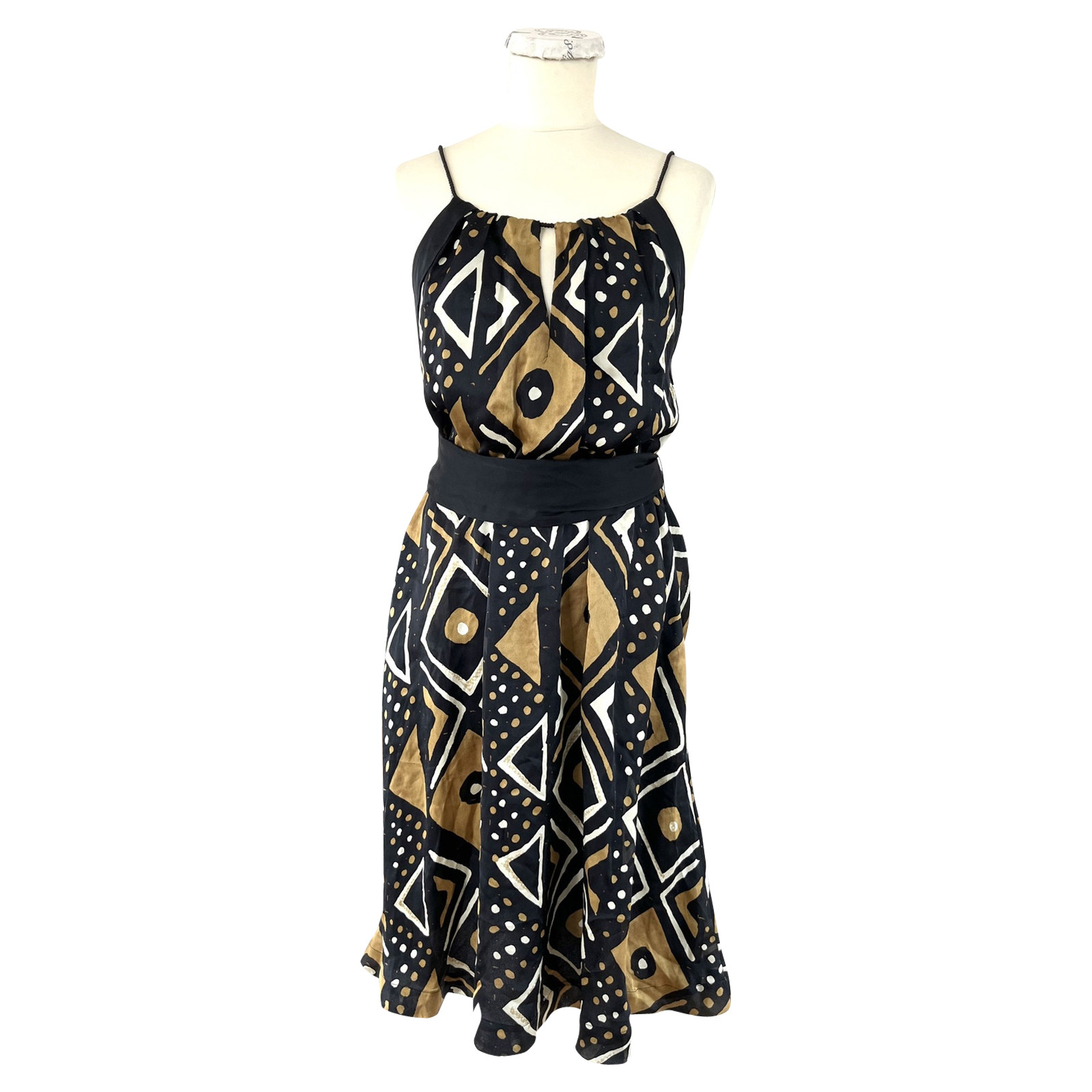 MASSIMO DUTTI Women's Kleid aus Seide in Beige Size: DE 36