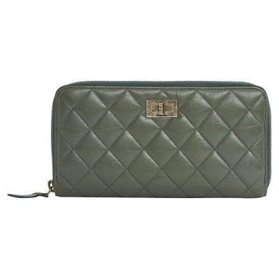 Chanel Bag/Purse Leather in Khaki