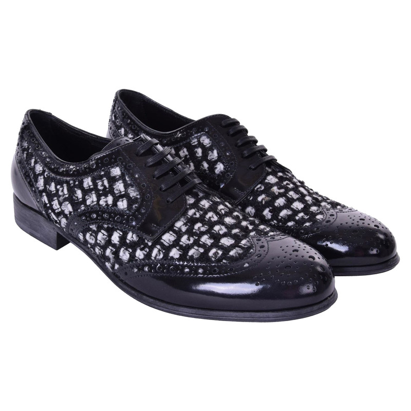 Chaussures à lacets Cuir Dolce & Gabbana en coloris Noir Femme Chaussures Chaussures plates Chaussures et bottes à lacets 
