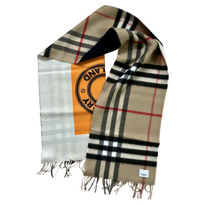 Burberry Scarves and Shawls Second Hand: Burberry Scarves and Shawls Online  Store, Burberry Scarves and Shawls Outlet/Sale UK - buy/sell used Burberry  Scarves and Shawls fashion online