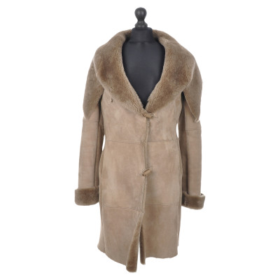 Emu Australia Jacket/Coat Fur in Brown