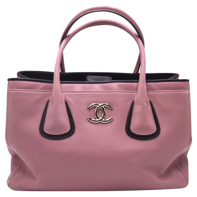 Chanel Executive aus Leder in Rosa / Pink