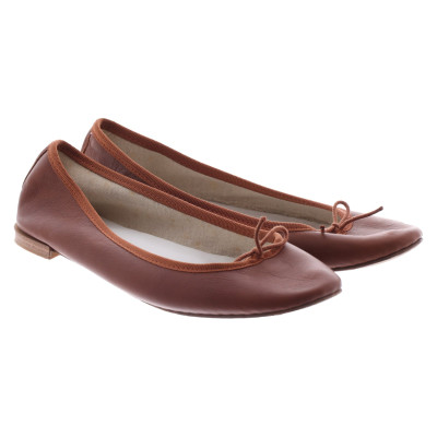 Repetto Slippers/Ballerinas Leather in Brown