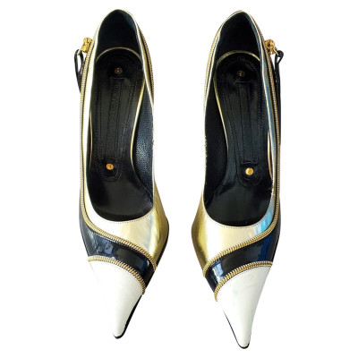Gianmarco Lorenzi Pumps/Peeptoes Patent leather in Gold