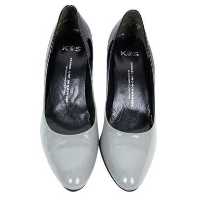 Kennel & Schmenger Pumps/Peeptoes Patent leather in Grey