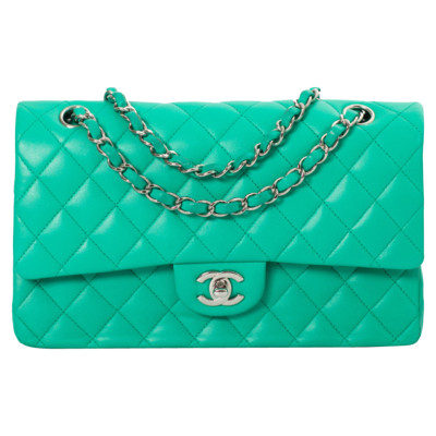 Chanel Flap Bag Leather in Green