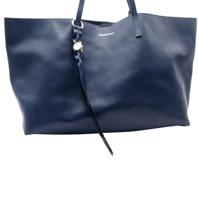 Alexander McQueen Shopper Leather in Blue