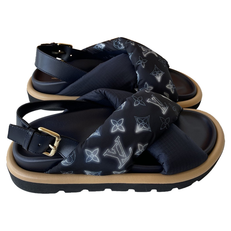 louis vuitton chacos