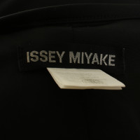Issey Miyake Combinazione di abito e Blazer