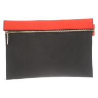 Victoria Beckham Clutch aus Leder