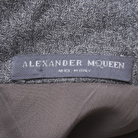 Alexander McQueen Kleid in Grau