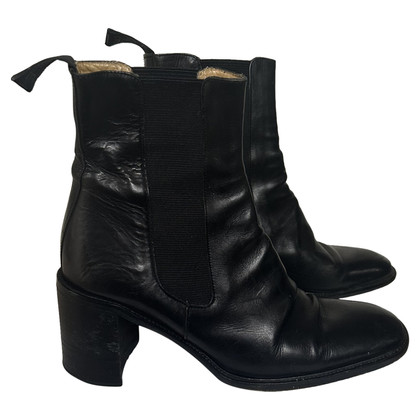 Acne Boots Leather in Black