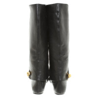 Alexander McQueen Stiefel in Schwarz