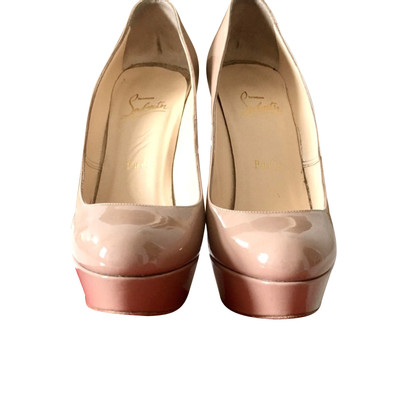 Christian Louboutin Pumps/Peeptoes Patent leather in Nude