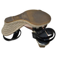 Burberry Sandaletten mit Keilabsatz