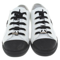 Chanel Sneakers in zwart / White