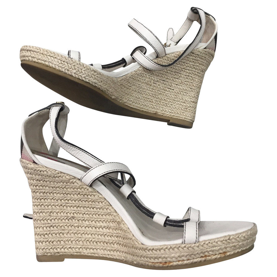 Burberry Wedges in white