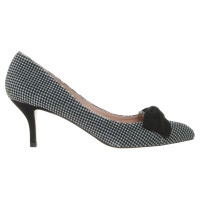 Pura Lopez Pumps with black and white Houndstooth pattern