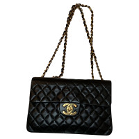 Chanel Classic Flap Bag Maxi Leather in Black