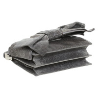 Valentino Garavani Handtasche aus Reptilleder in Grau