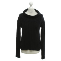 Joseph Cashmere sweater in black