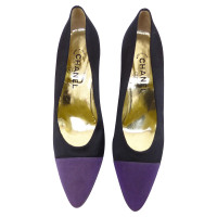 Chanel Silkpumps with violet cap