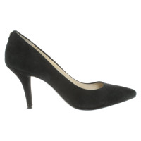 Michael Kors Pumps/Peeptoes aus Wildleder in Schwarz