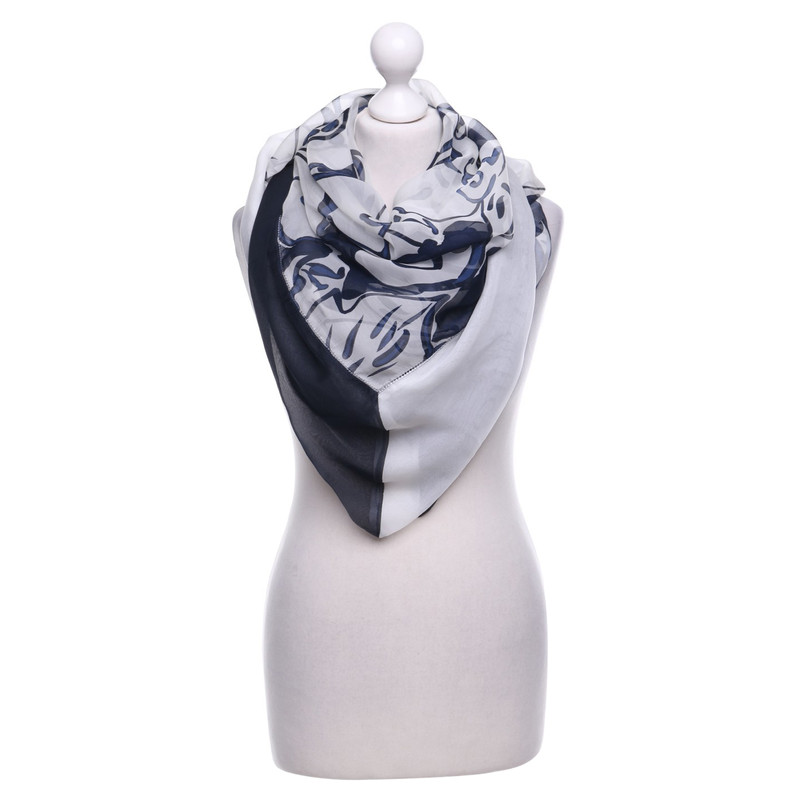 armani silk scarf