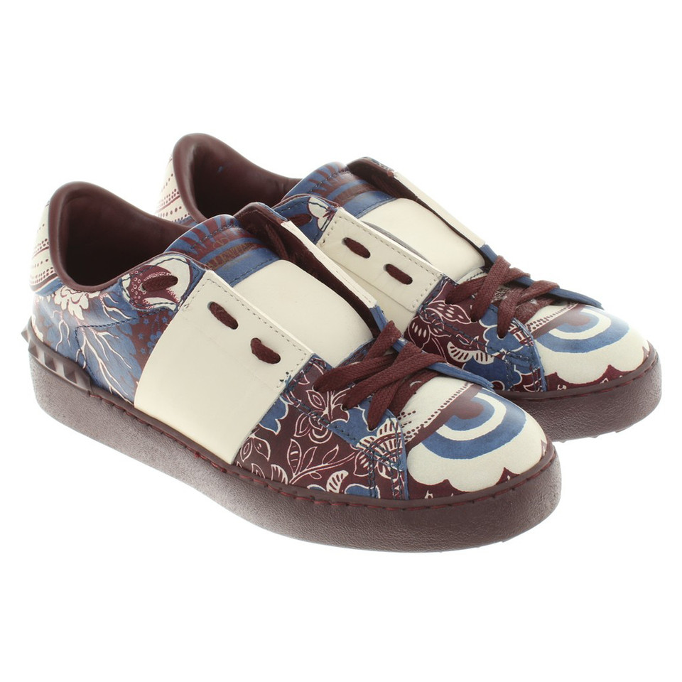 Valentino Garavani Sneakers with floral pattern