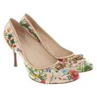 Gucci pumps with floral pattern