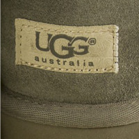 Ugg Australia "Bailey Button Triplet Boot"