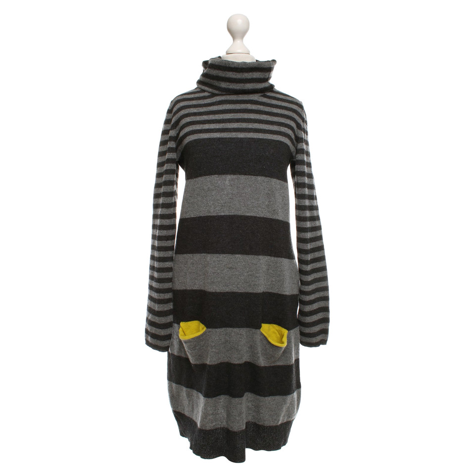 Escada Knitdress met strepen