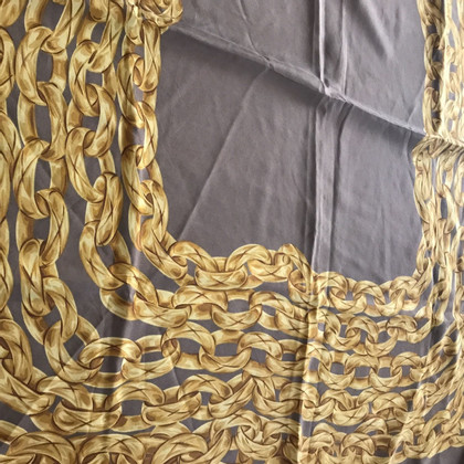 Chanel Schal/Tuch aus Seide in Taupe