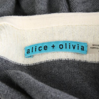 Alice + Olivia Top Wool
