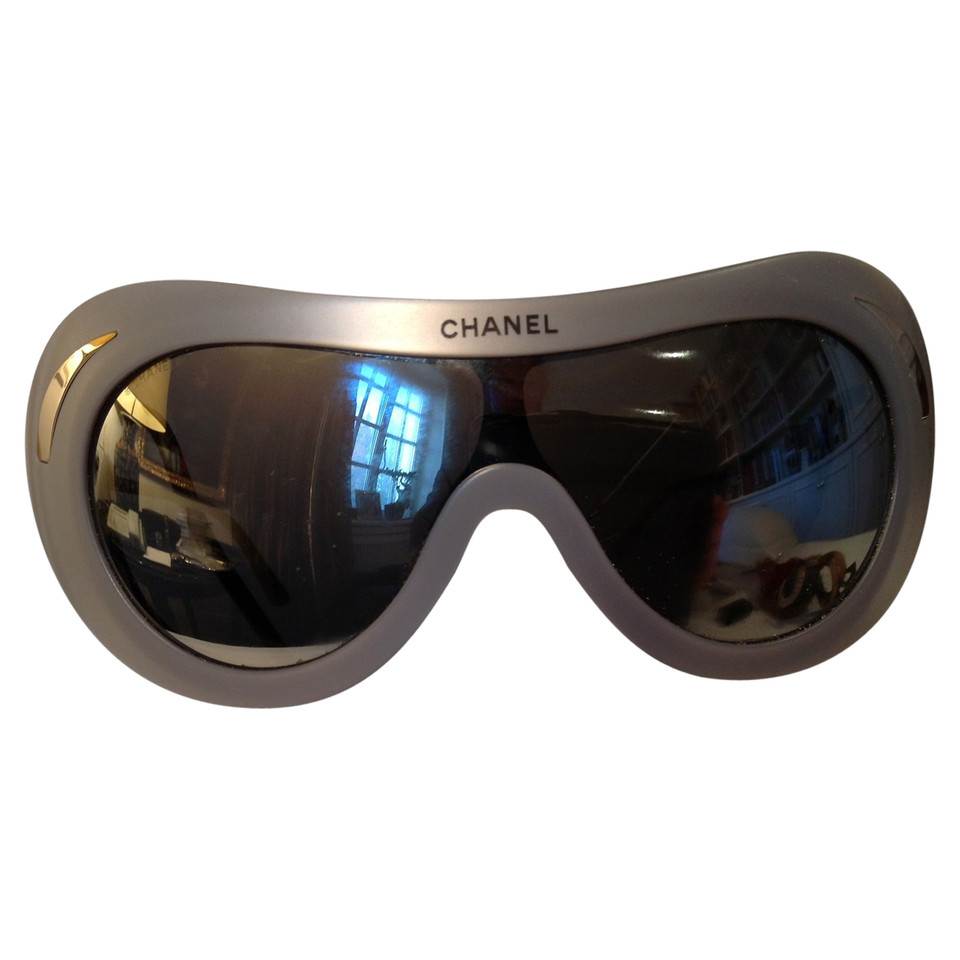 Chanel Lunettes de soleil de l’espace