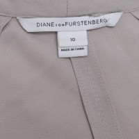 Diane Von Furstenberg "CB sheet" with Color-Blocking