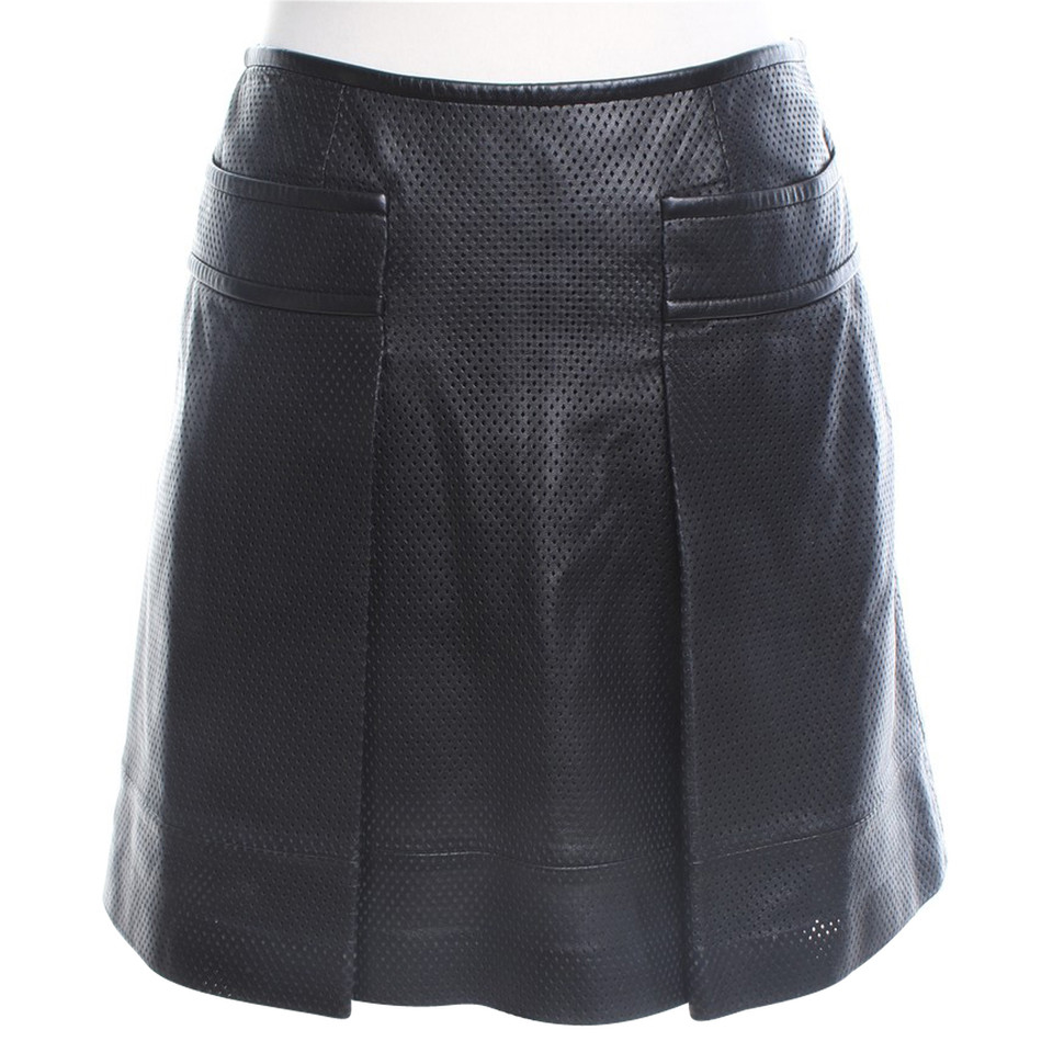 Tory Burch Leather skirt in black